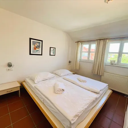Apartment Rugana - Klassik Mit 1 Schlafzimmer D44 *
