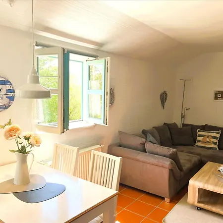 Apartment Rugana - Klassik Mit 1 Schlafzimmer D44 *